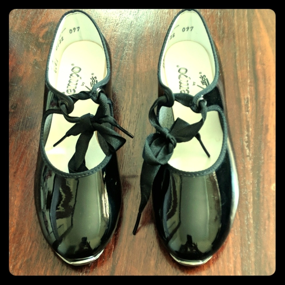 🎁Girls tap shoes - Like new